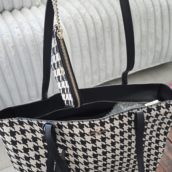 Michael Kors Houndstooth Tote in Black and White - Picture 9 of 10